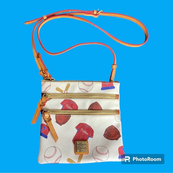 Dooney & Bourke Handbags - EUC Dooney & Bourke MLB Phillies Triple Zip Close Crossbody Mini Bag Purse